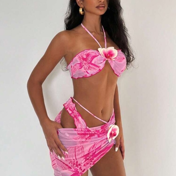 EgrlEra 3pcs/Set Women Swimsuit Yellow Floral Random Print Ruffle Halter
